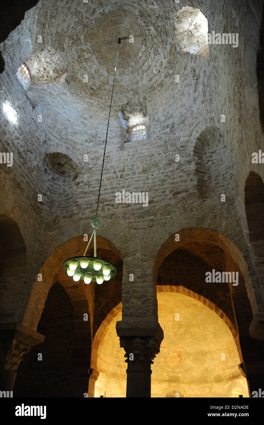 D'époque romane. Église de Saint Michel. Dome. Vue de l'intérieur. Tarrasa. L'Espagne. Banque D'Images