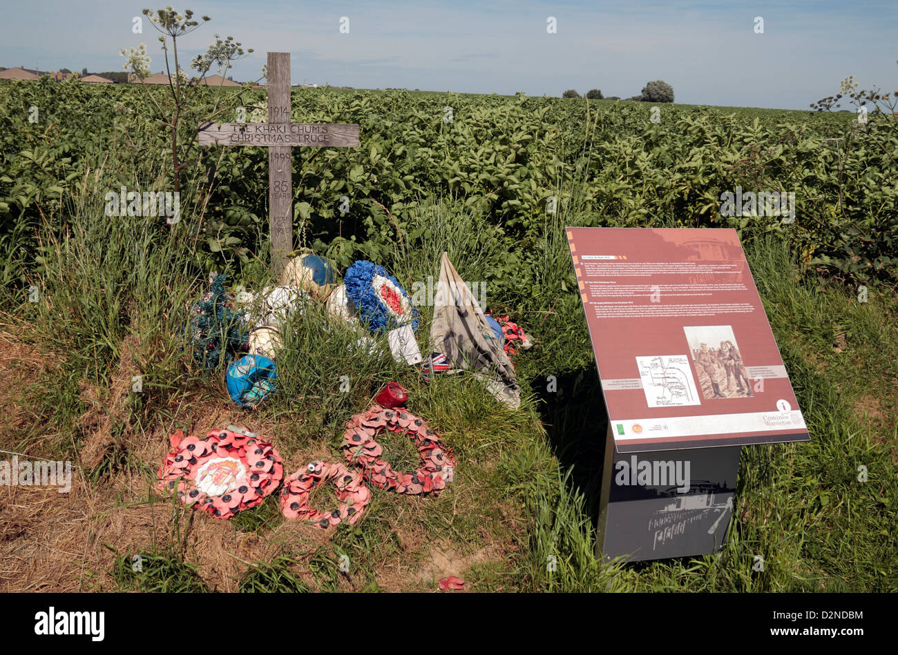 Les Chums Kaki trêve de Noël St Croix du Souvenir, Yvon, Belgique, où le capitaine Bruce Bairnsfather créé 'Vieux Bill'. Banque D'Images