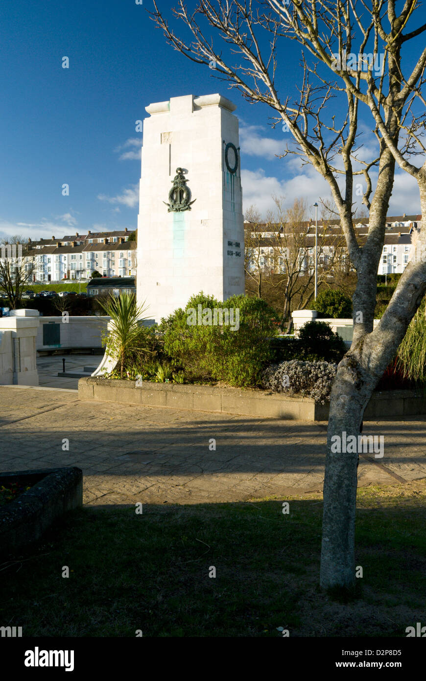 Cénotaphe monument commémoratif de guerre en plus de la Baie de Swansea, Swansea, Pays de Galles, Royaume-Uni. Banque D'Images