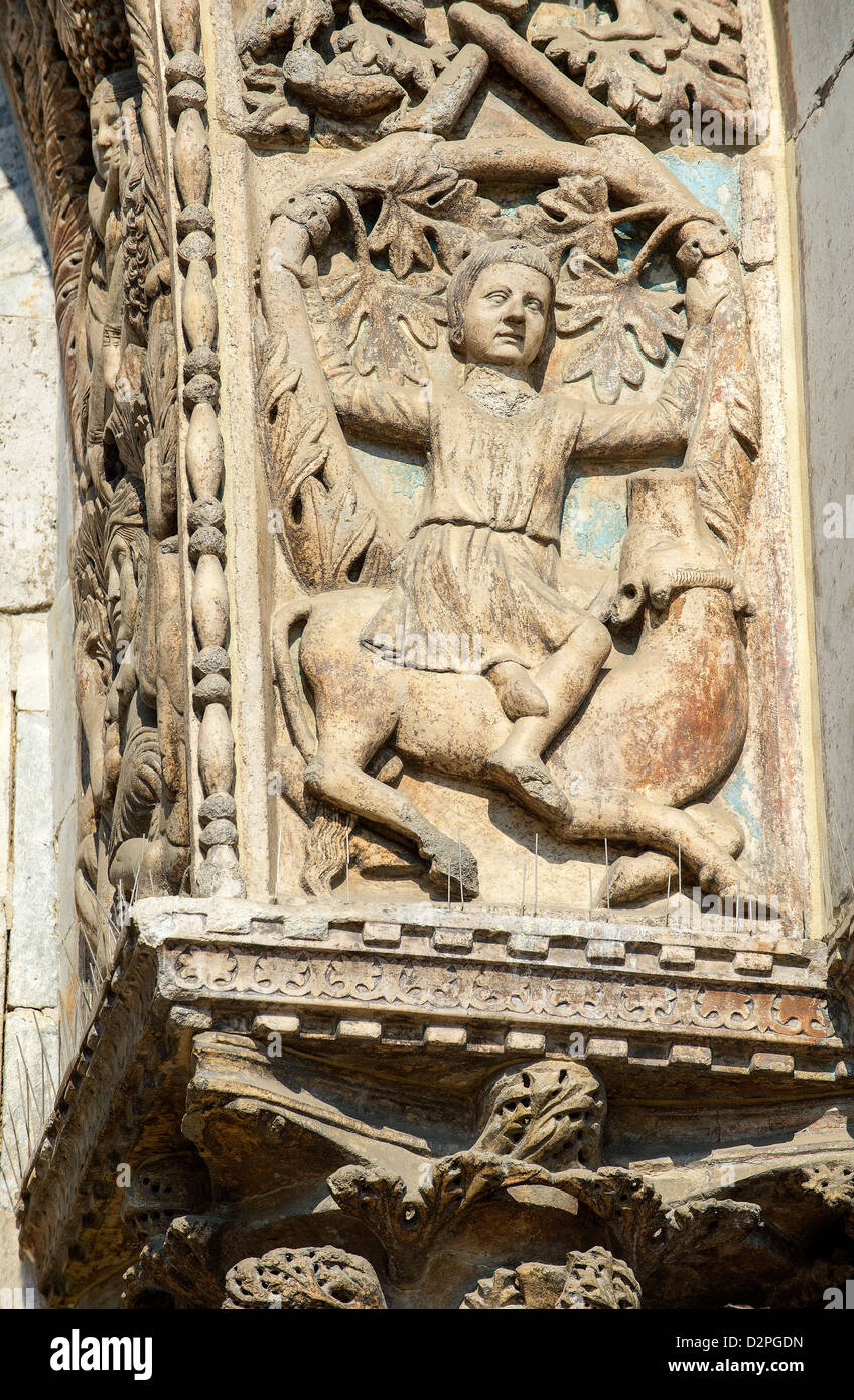 Sculptures médiévales de la façade de la Basilique St Marc, Venise, Italie Banque D'Images