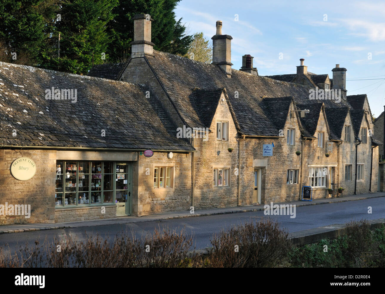 Cottages en pierre de Cotswold, Bibury, Gloucestershire Banque D'Images