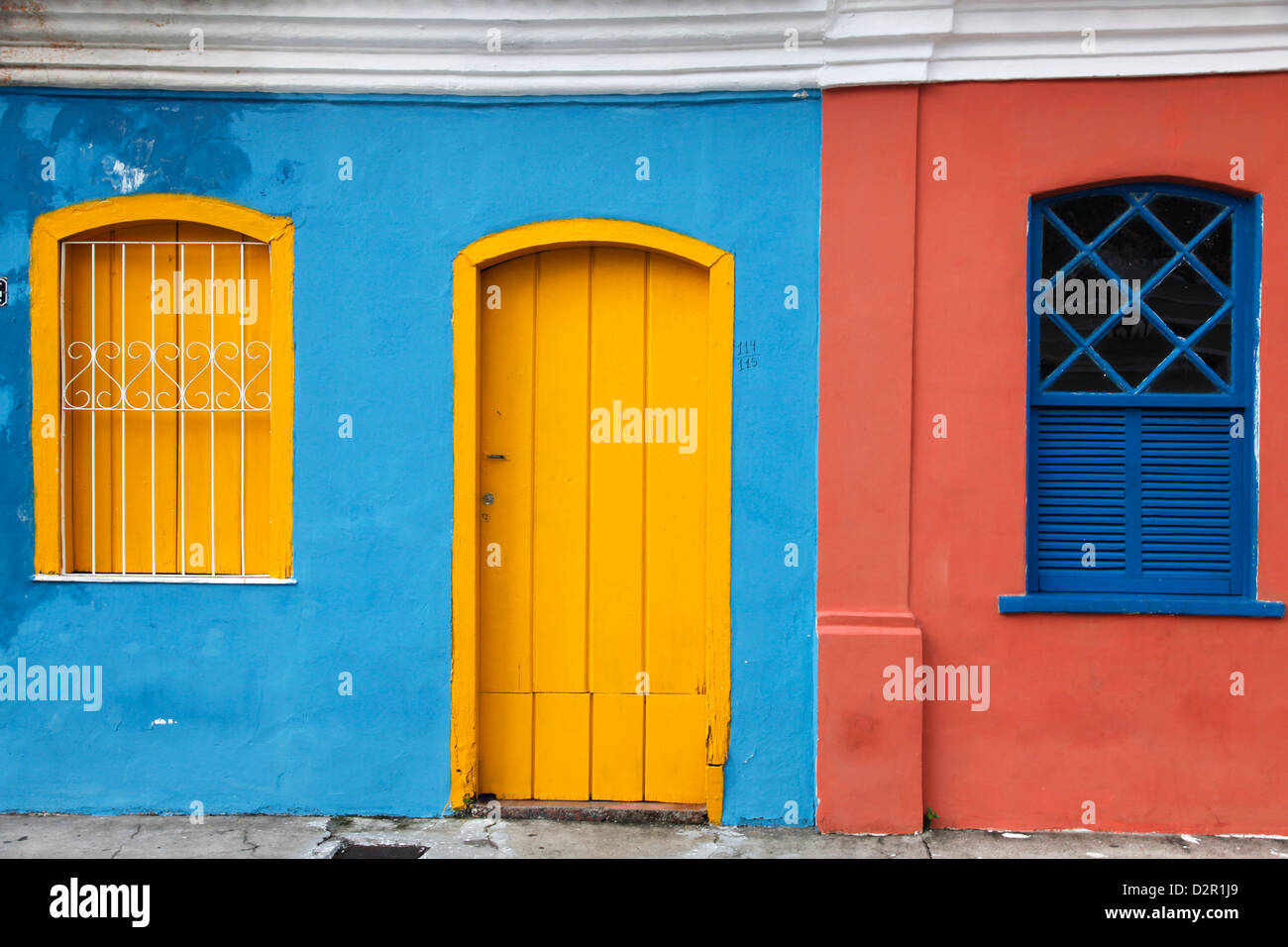 Bâtiment de style colonial au centre de la vieille ville coloniale dans la zone inférieure, Porto Seguro, Bahia, Brésil, Amérique du Sud Banque D'Images