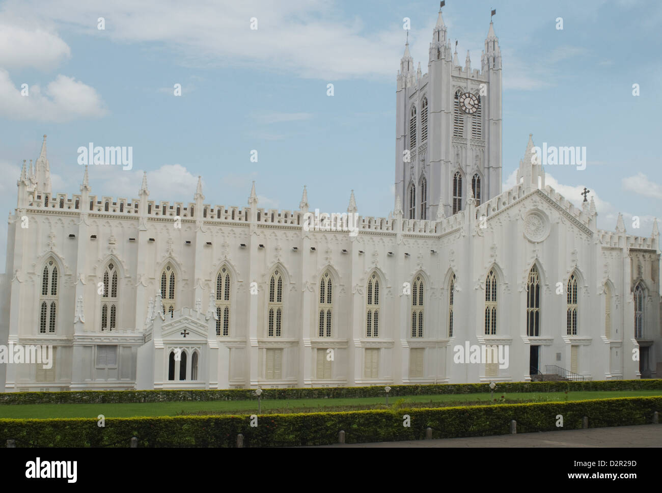 Façade d'une cathédrale, la Cathédrale St Paul, Kolkata, West Bengal, India Banque D'Images