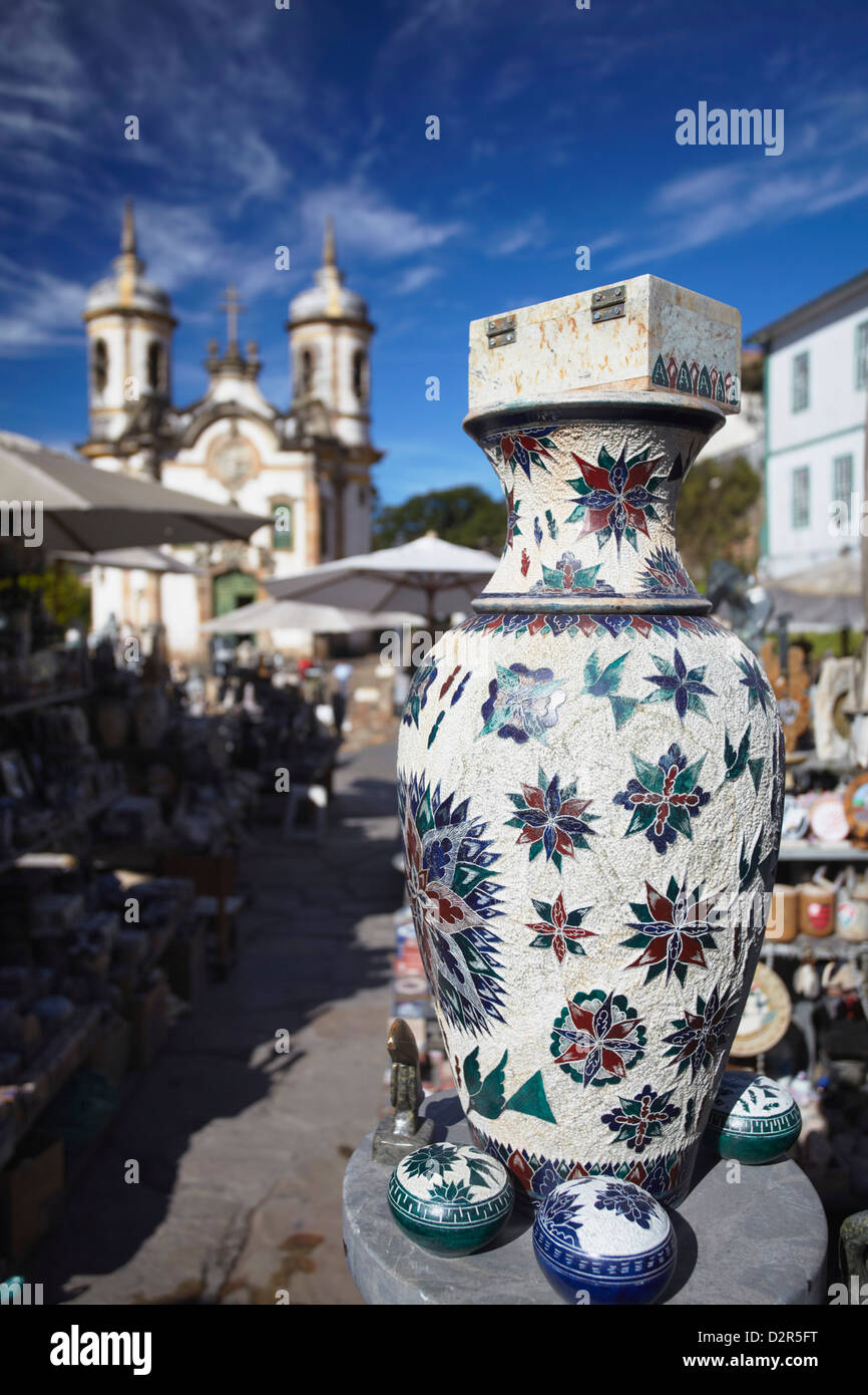 Pot en céramique au marché, Ouro Preto, UNESCO World Heritage Site, Minas Gerais, Brésil, Amérique du Sud Banque D'Images