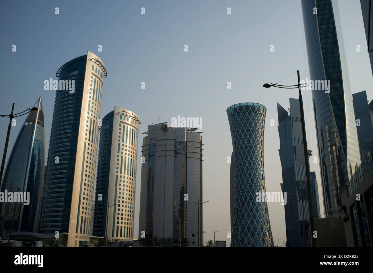 Voir l'horizon avec des entreprises financial district à Doha Qatar Banque D'Images