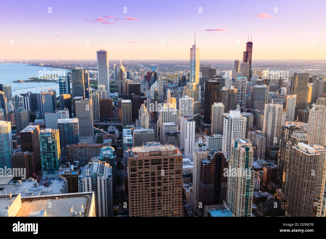 High angle view of Chicago skyline et les banlieues à la fin de l'après-midi dans le sud, Chicago, Illinois, USA. Banque D'Images