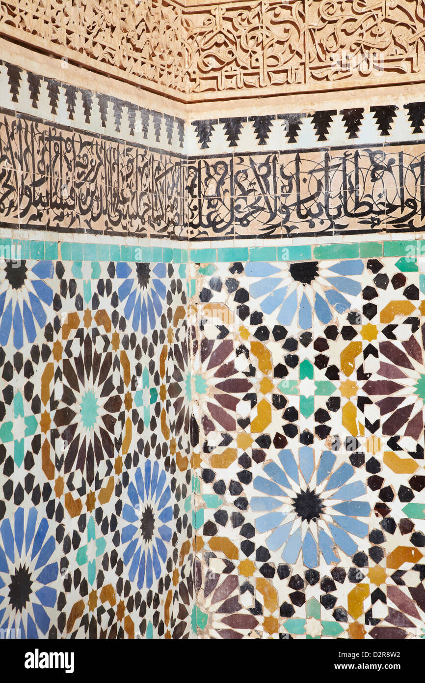 Les tendances de l'islam sur les murs de l'Saddian Tombs, Marrakech, Maroc Banque D'Images Les tendances de l'islam sur les murs de l'Saddian Tombs, Marrakech, Maroc Banque D'Images