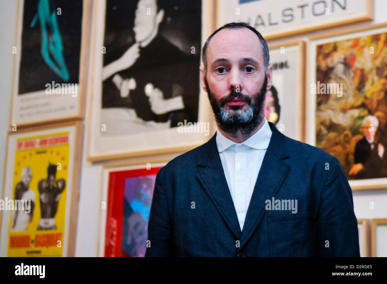 31 janvier 2013 à Belfast, en Irlande du Nord. Hugh Mulholland, conservateur au Metropolitan Arts Center (MAC), lors d'une exposition rare de travailler par Andy Warhol en raison d'ouvrir au public le 8 février. (Crédit obligatoire : 'Toutes les pièces d'exposition d'Andy Warhol, artiste National Galleries of Scotland chambres et Tate. Acquis conjointement par l'intermédiaire d'Offay Don avec l'aide de l'héritage National Memorial Fund et le Fonds d'Art 2008') Banque D'Images