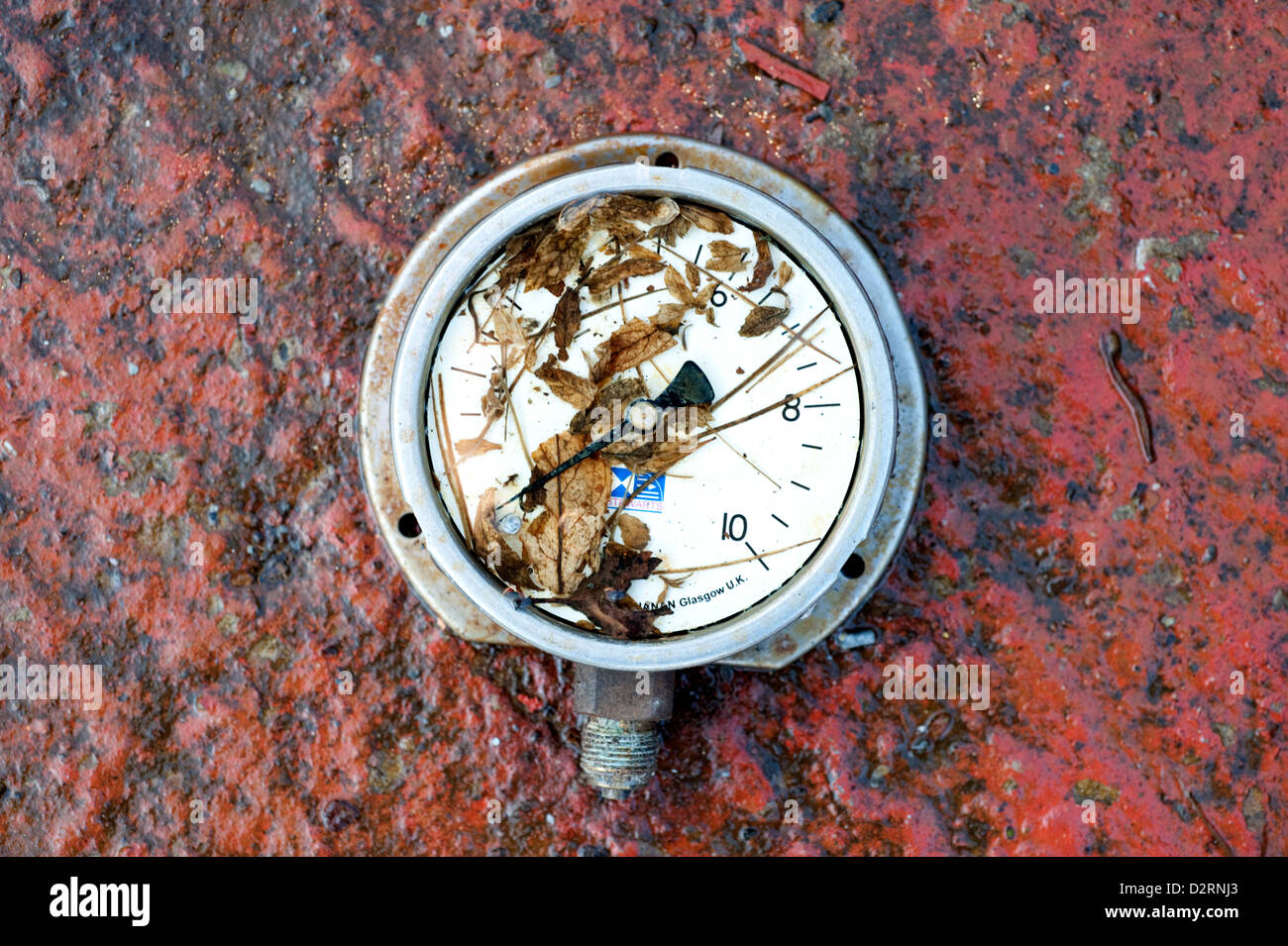 Manomètre de pression cassé brisé Photo Stock Alamy