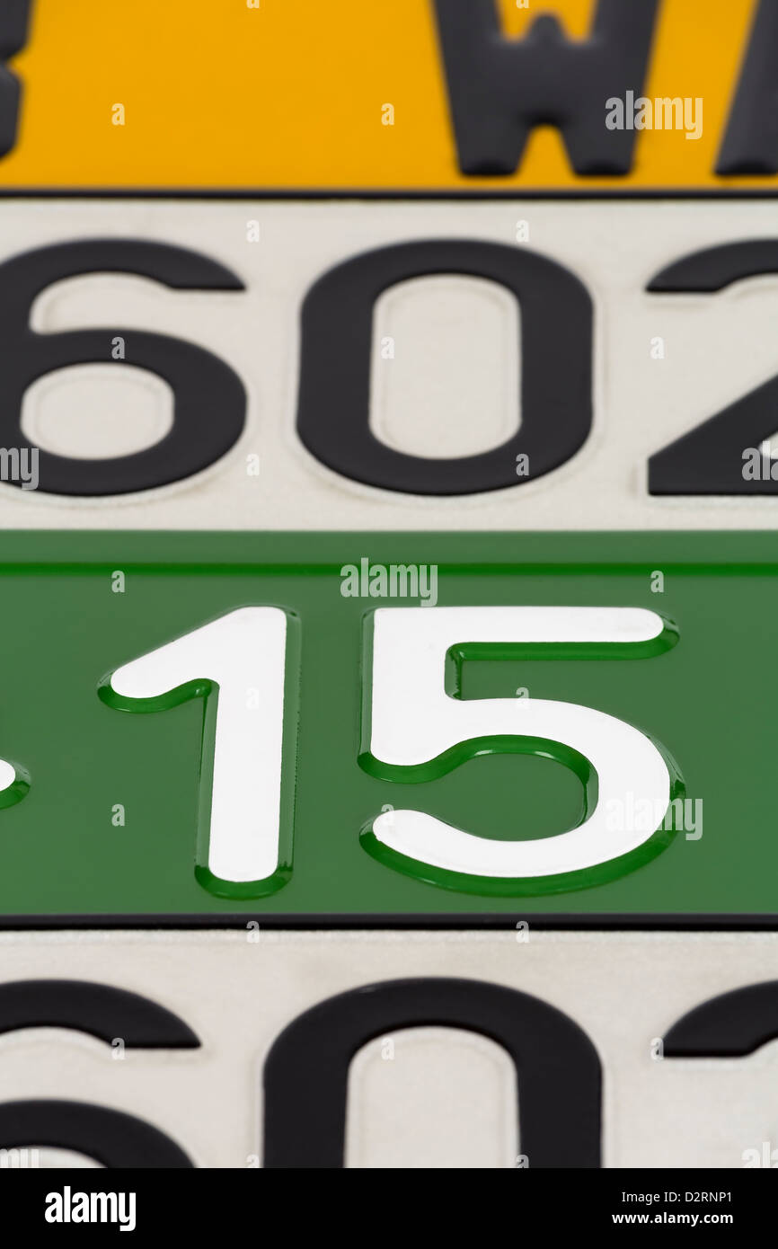 Plaques d'immatriculation jaunes Banque de photographies et d’images à
