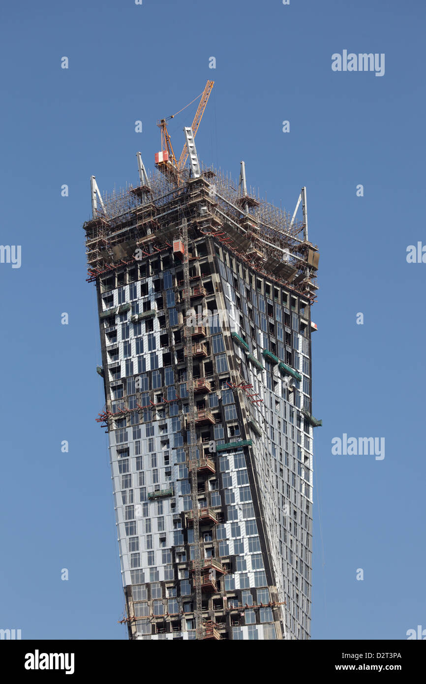 L'Infini gratte-ciel tour en construction. La Marina de Dubaï, Émirats Arabes Unis Banque D'Images