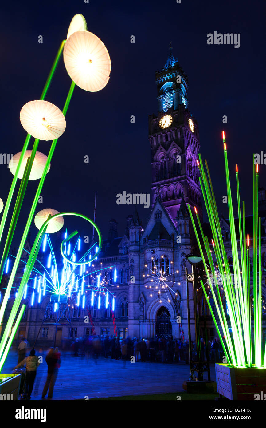 Jardin de Bradford dans l'affichage lumineux Centenary Square, Bradford, West Yorkshire, Yorkshire, Angleterre, Royaume-Uni, Europe Banque D'Images