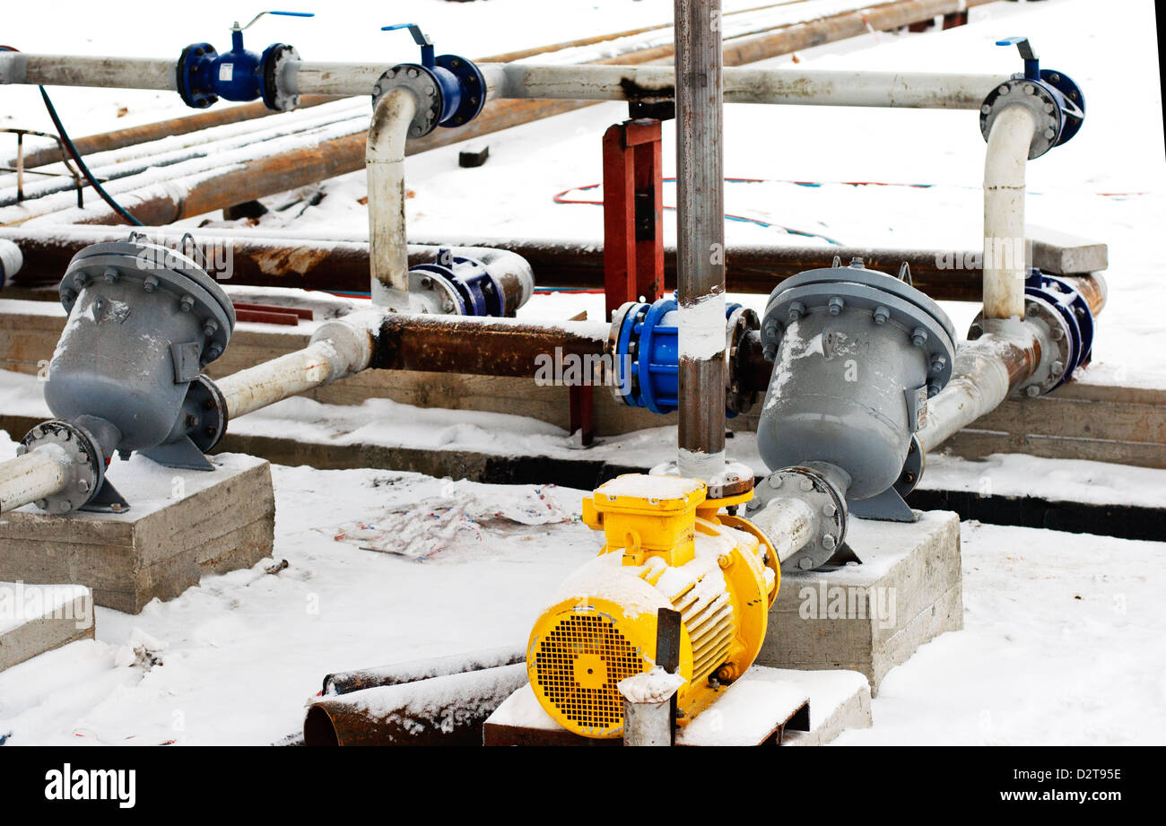 Tuyauterie et vannes industrielles Banque D'Images