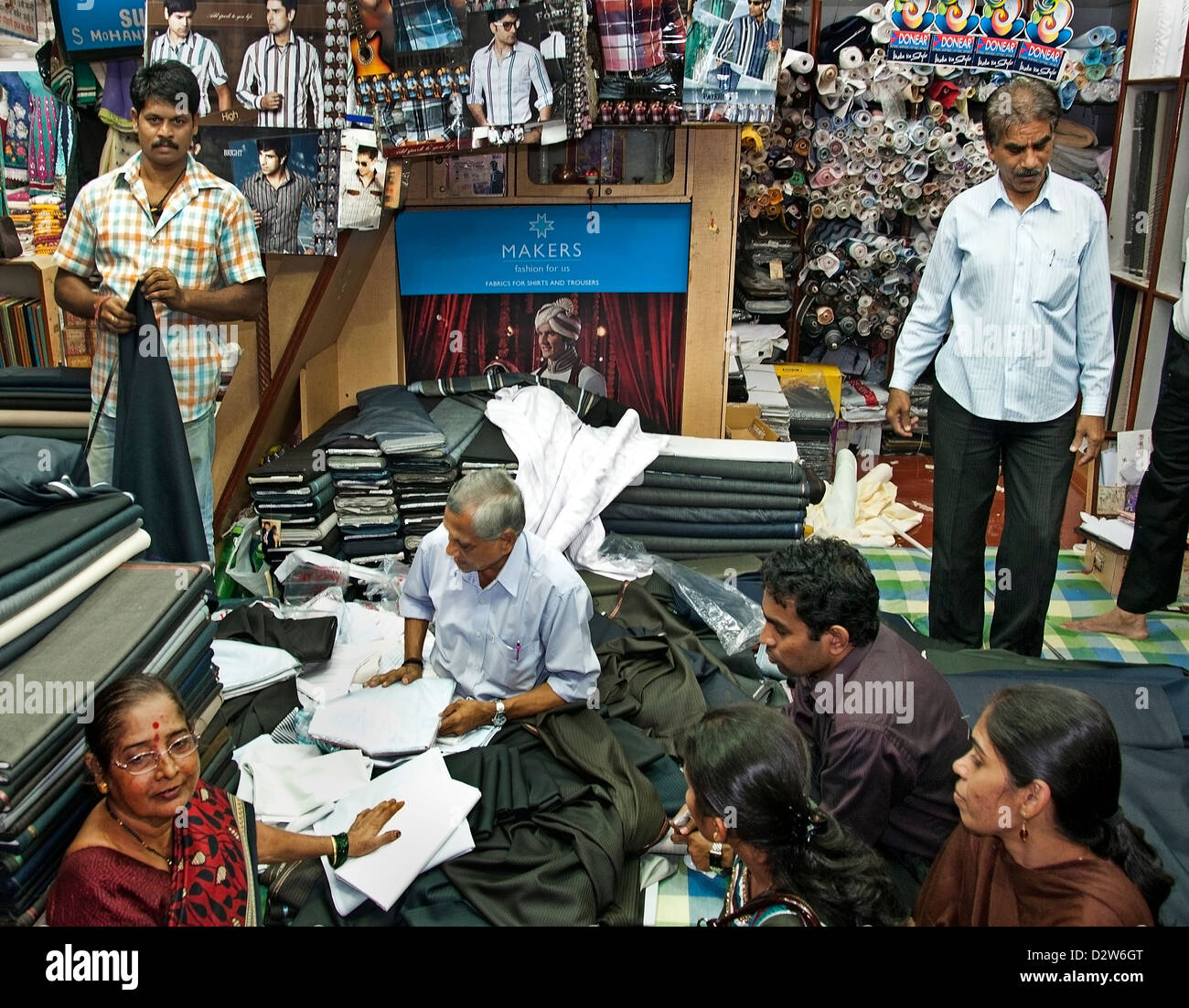 Jetha Mulji Market est le plus grand marché du textile en Asie Mumbai ( Bombay ) l'Inde près de Zavari Bazaar et Crawford Market Banque D'Images