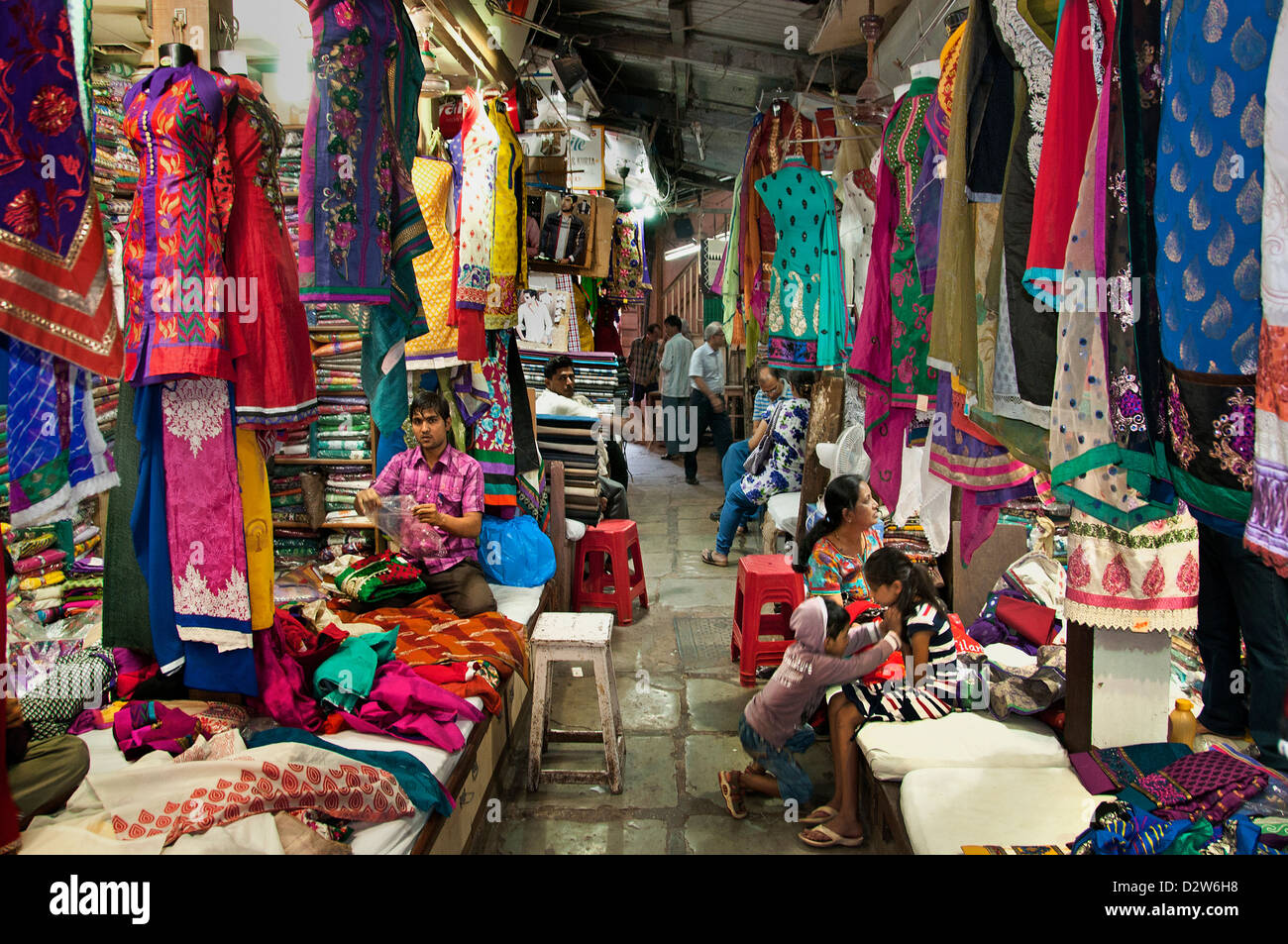 Jetha Mulji Market est le plus grand marché du textile en Asie Mumbai ( Bombay ) l'Inde près de Zavari Bazaar et Crawford Market Banque D'Images