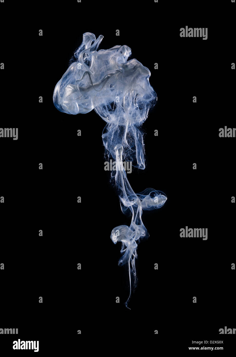 Wisp fumée bleu et gris Banque D'Images