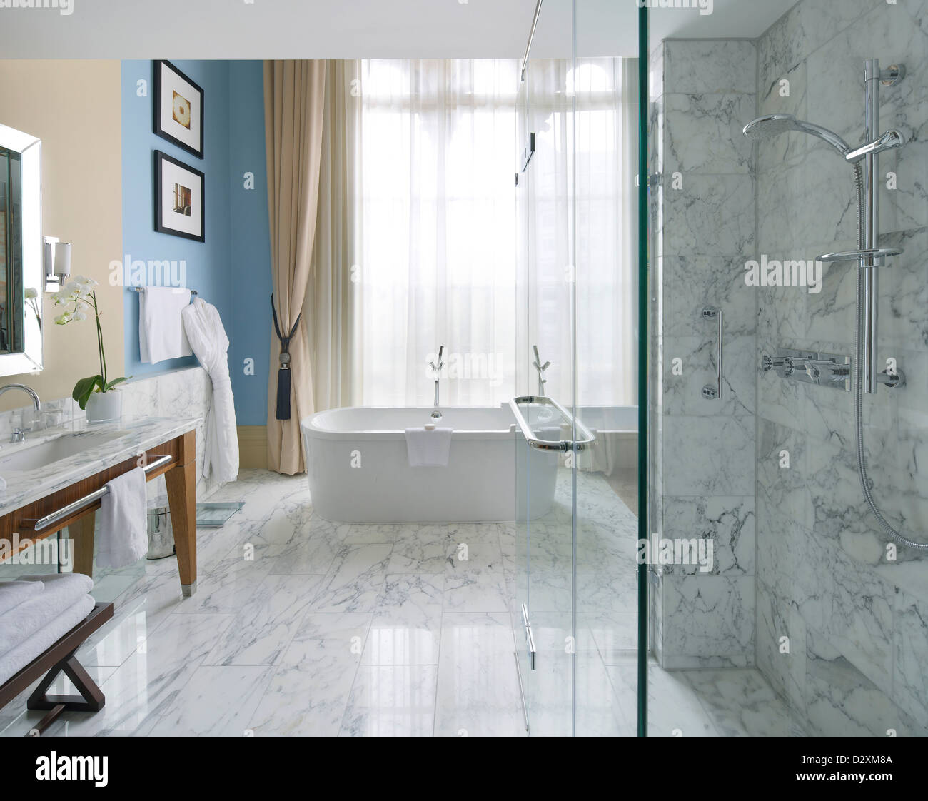 St Pancras Hotel, Londres, Royaume-Uni. Architecte : Sir Giles Gilbert Scott avec Richard Griffiths, Arc 2011. Banque D'Images