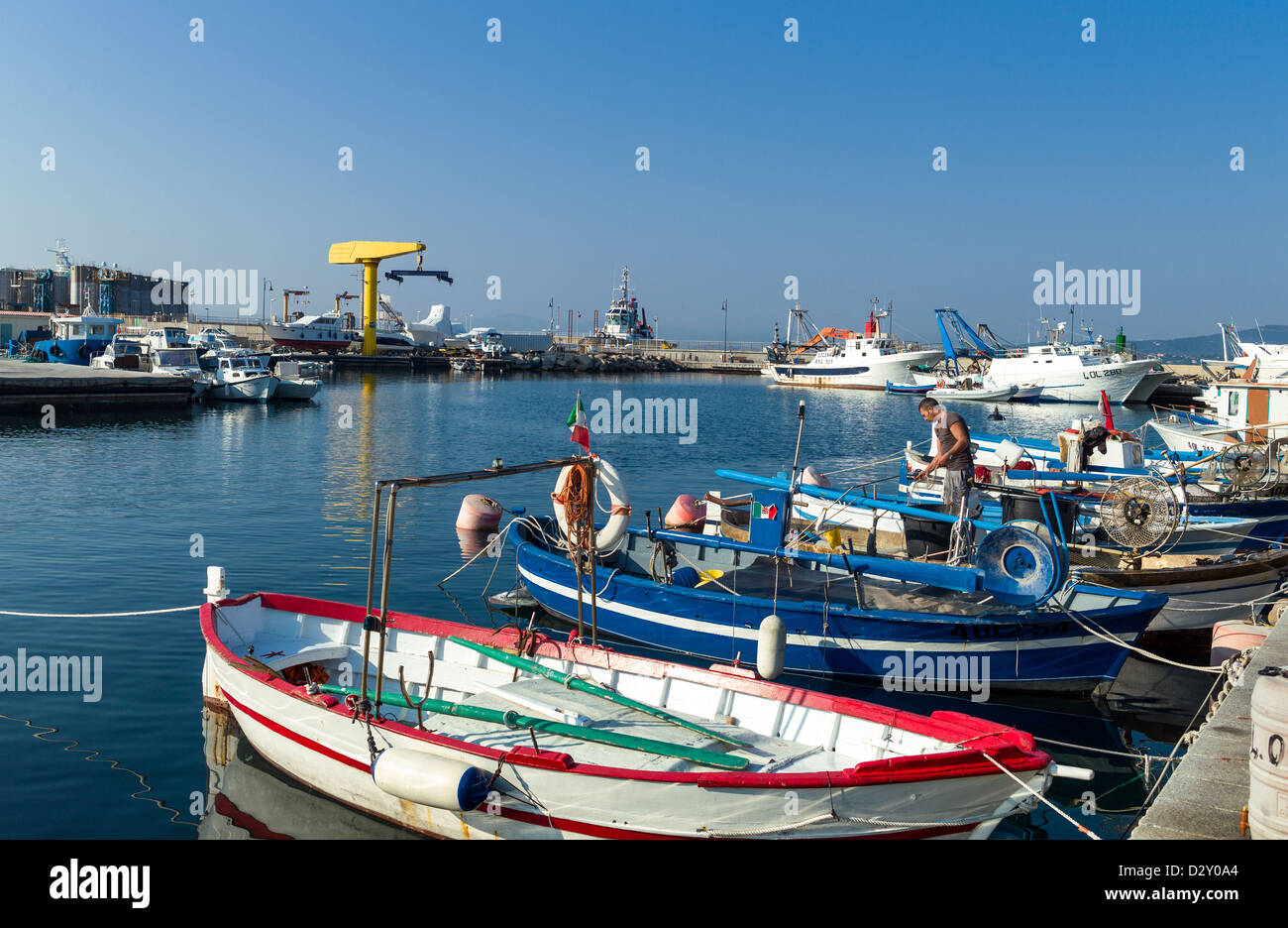Italie, Sardaigne, Golfo Aranci, le port de pêche Banque D'Images