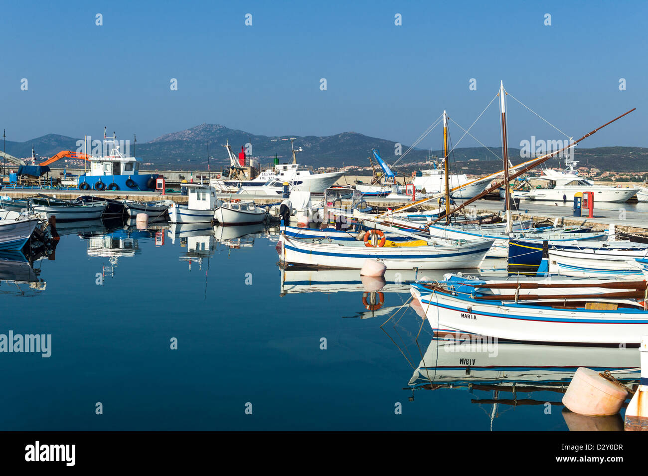 Italie, Sardaigne, Golfo Aranci, le port de pêche Banque D'Images