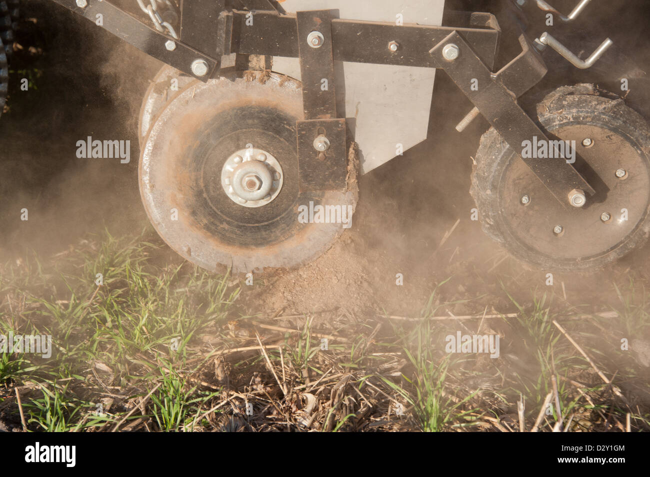 Le matériel agricole en action sur une ferme Banque D'Images