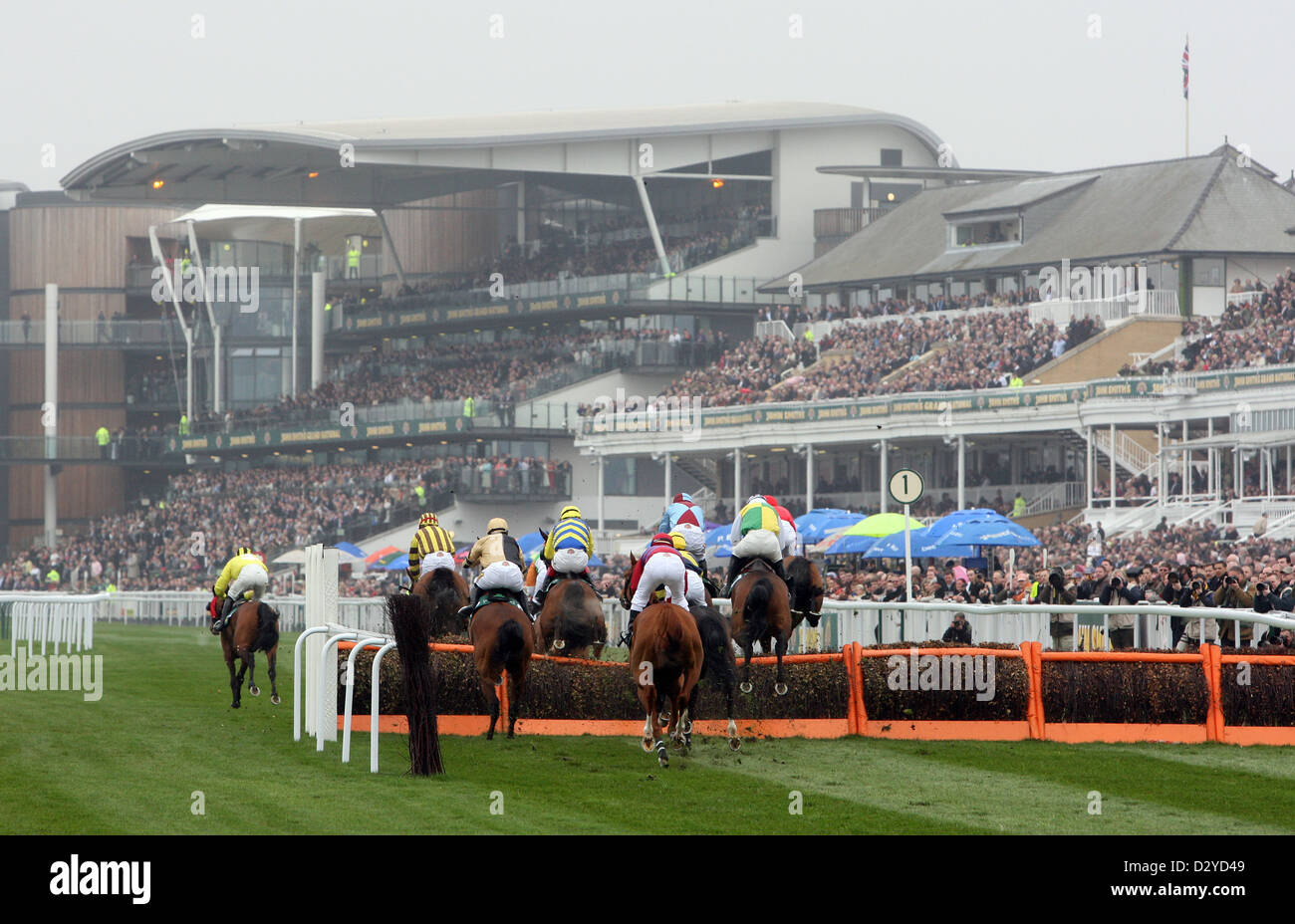 Liverpool, Angleterre, donnant sur les tribunes de l'hippodrome Aintree Banque D'Images