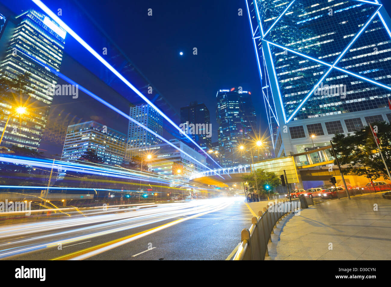 Le trafic important de nuit à Hong Kong Banque D'Images