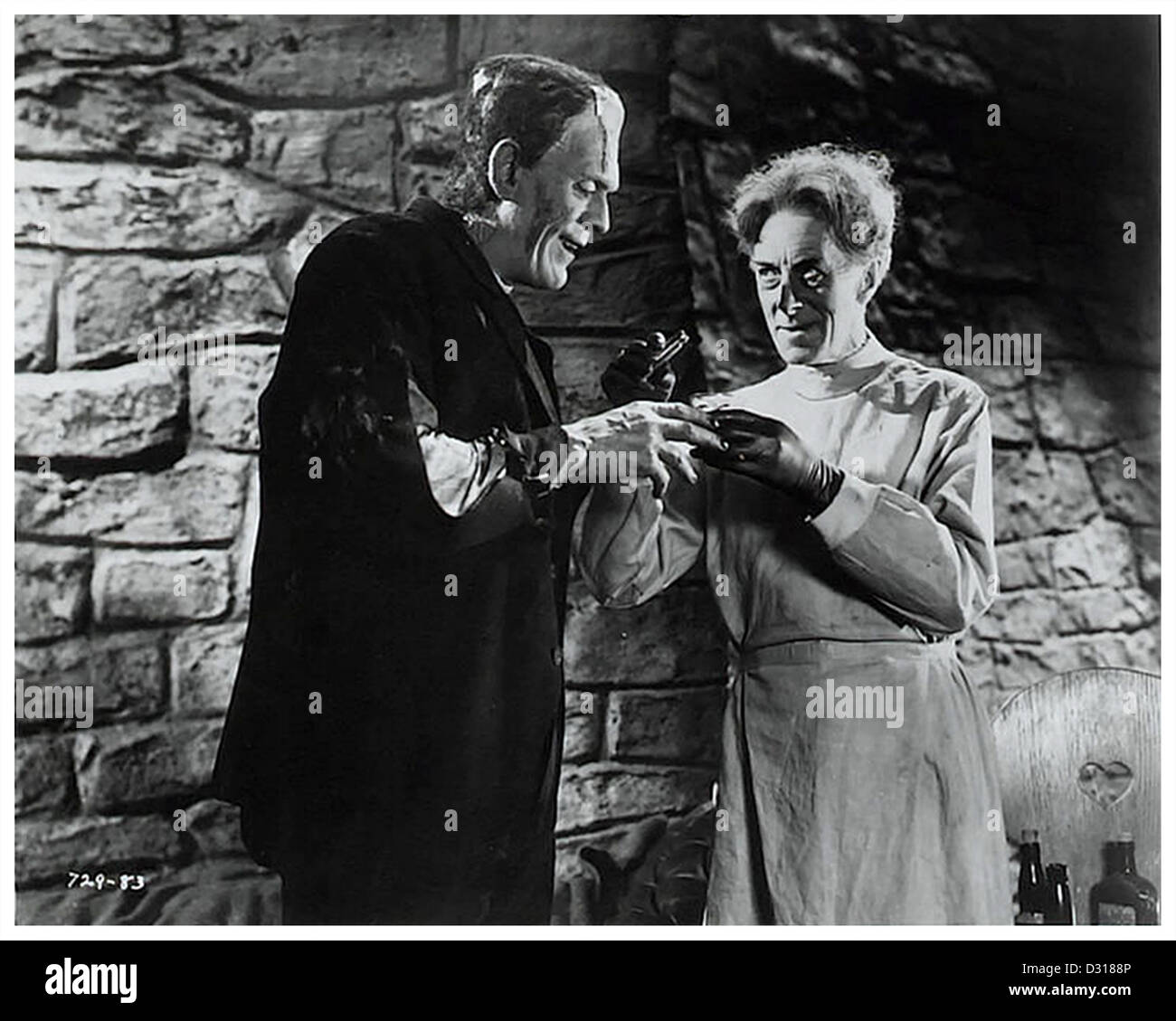 Boris karloff bride frankenstein 1935 Banque de photographies et d ...