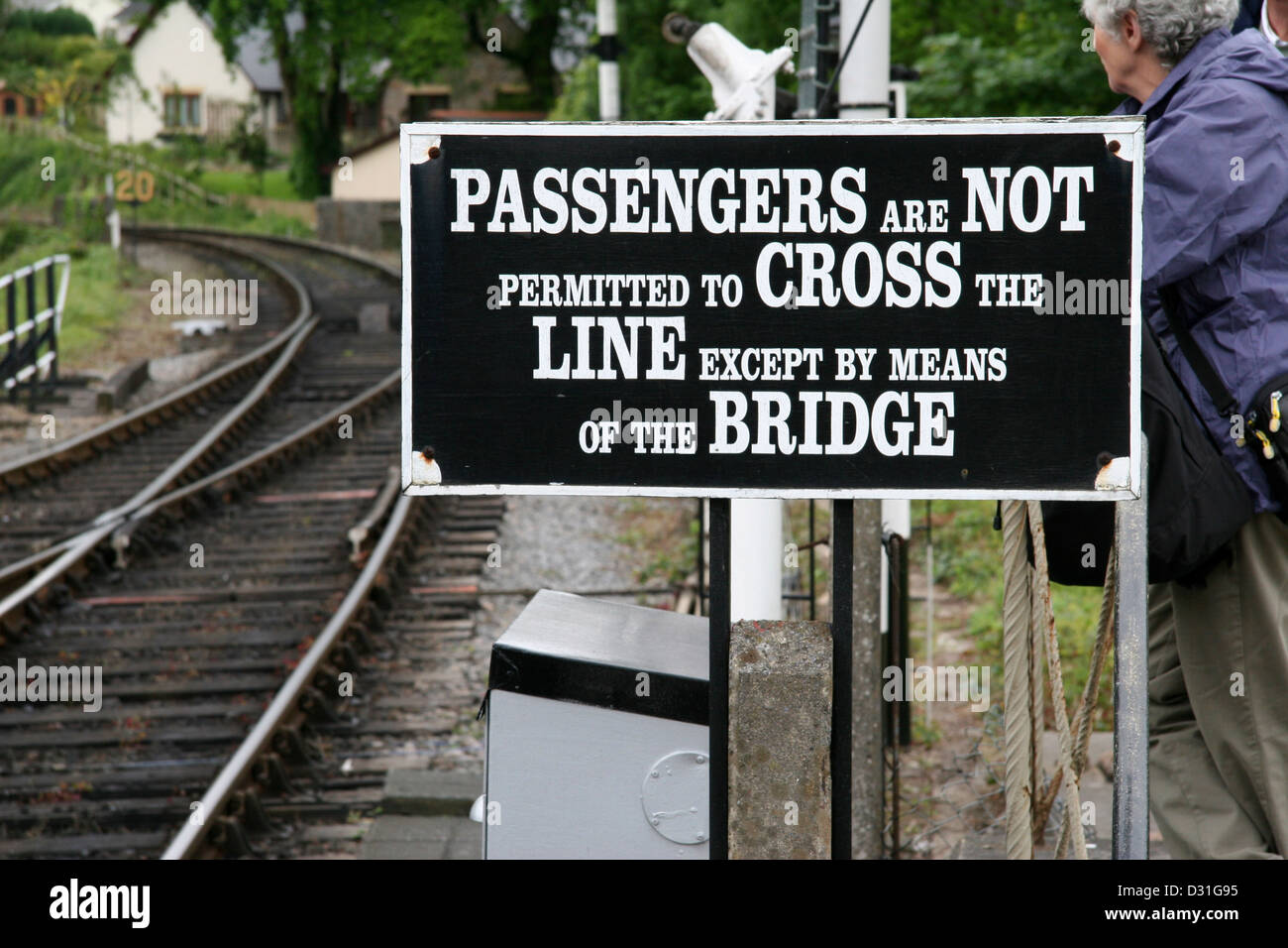 Vieux Chemin de fer à vapeur préservé warning sign Banque D'Images
