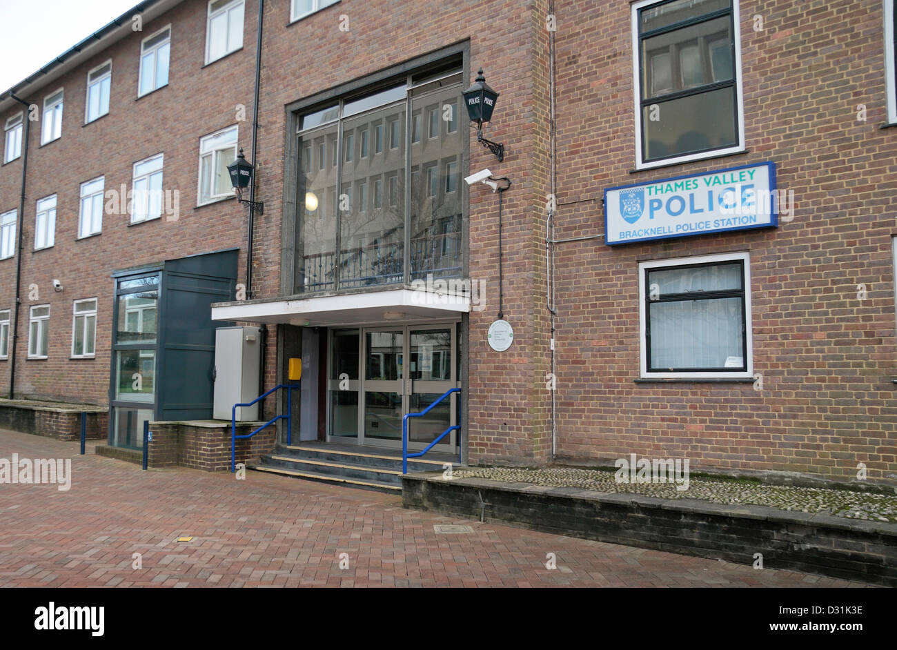Bracknell Police Station (Thames Valley Police), le Broadway, Bracknell, Berkshire, RG12 1AD UK. Banque D'Images