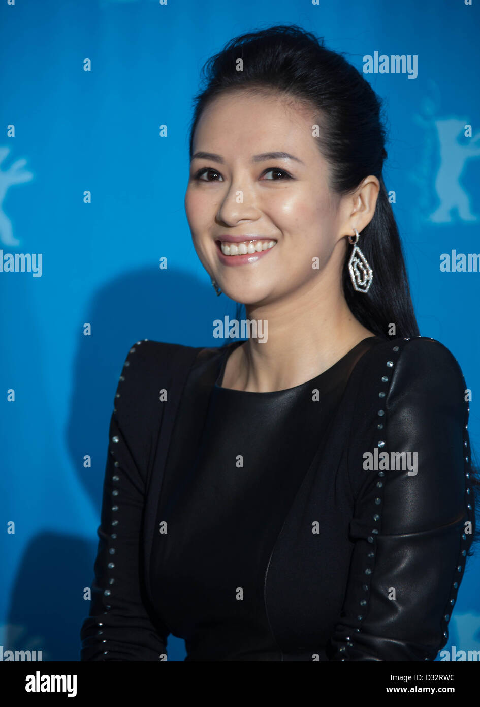 L'actrice chinoise Zhang Ziyi pose à une séance de "Le Grand Maître" pendant le 63e Festival du Film de Berlin, aka Berlinale à l'hôtel Hyatt à Berlin, Allemagne, le 07 février 2013. Photo : Hubert Boesl Banque D'Images