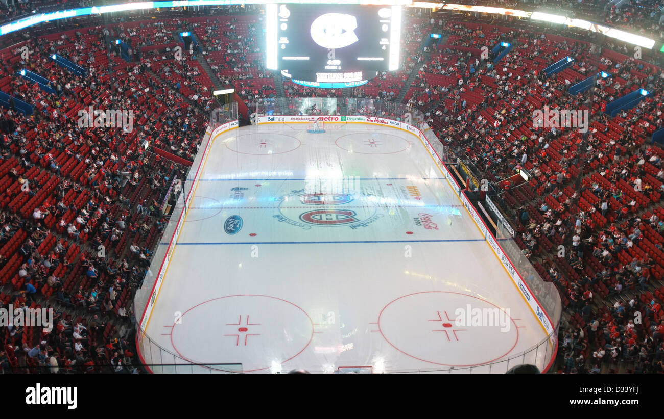 Un Match Des Canadiens De Montreal Au Centre Bell A Montreal Quebec Photo Stock Alamy