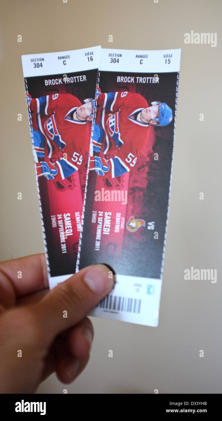 Une paire de billets de hockey des Canadiens de Montréal. IMAGES DE LA
