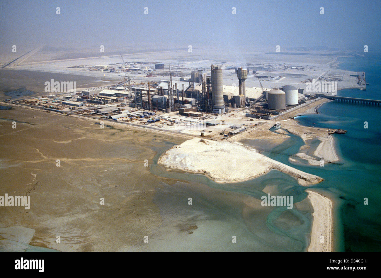 Le Qatar Vue aérienne de raffinerie de pétrole des années 1970 Photo