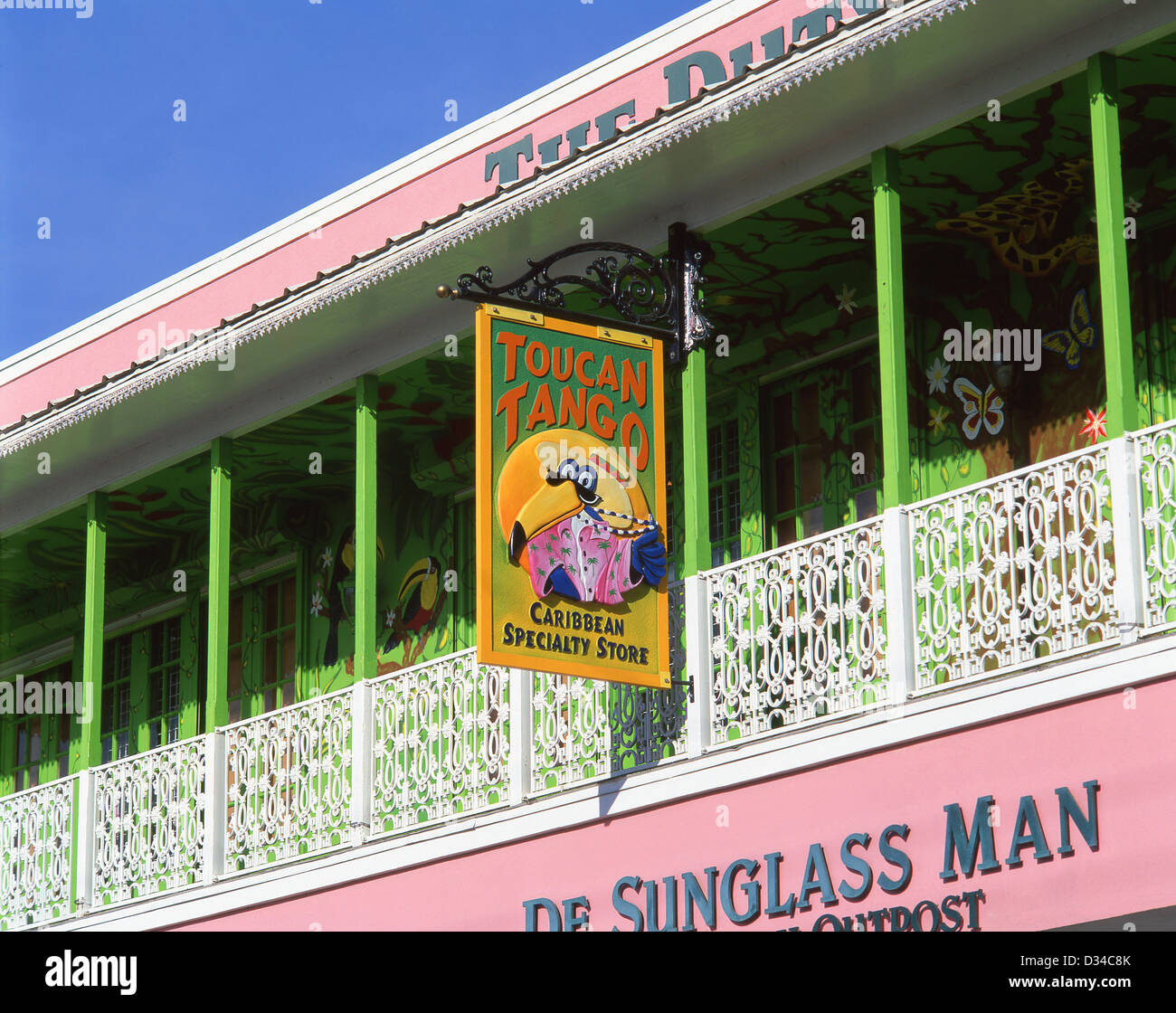 Toucan coloré Tango store se connecter, George Town, Grand Cayman, îles Caïmans, Antilles, Caraïbes Banque D'Images