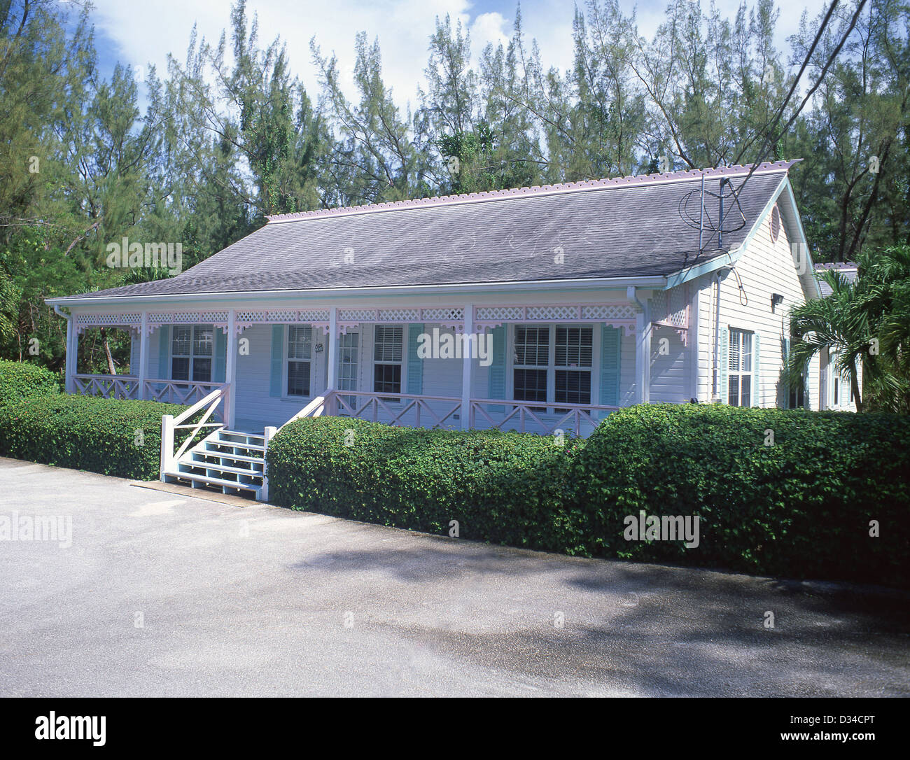 Colonial cottage en bois, West Bay, Grand Cayman, îles Caïmans, Antilles, Caraïbes Banque D'Images