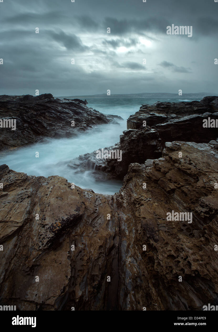 Une mer à Cornwall Godrevy en mode portrait Banque D'Images
