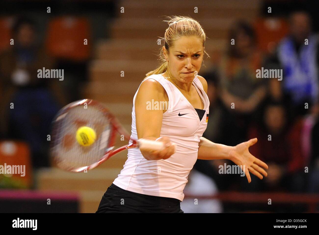 09.02.2013. Palais des Sports de Beaublanc, Limoges, France. Sabine Lisicki Tennis Allemagne France/Allemagne Coupe Fed Cup de Tennis. Banque D'Images