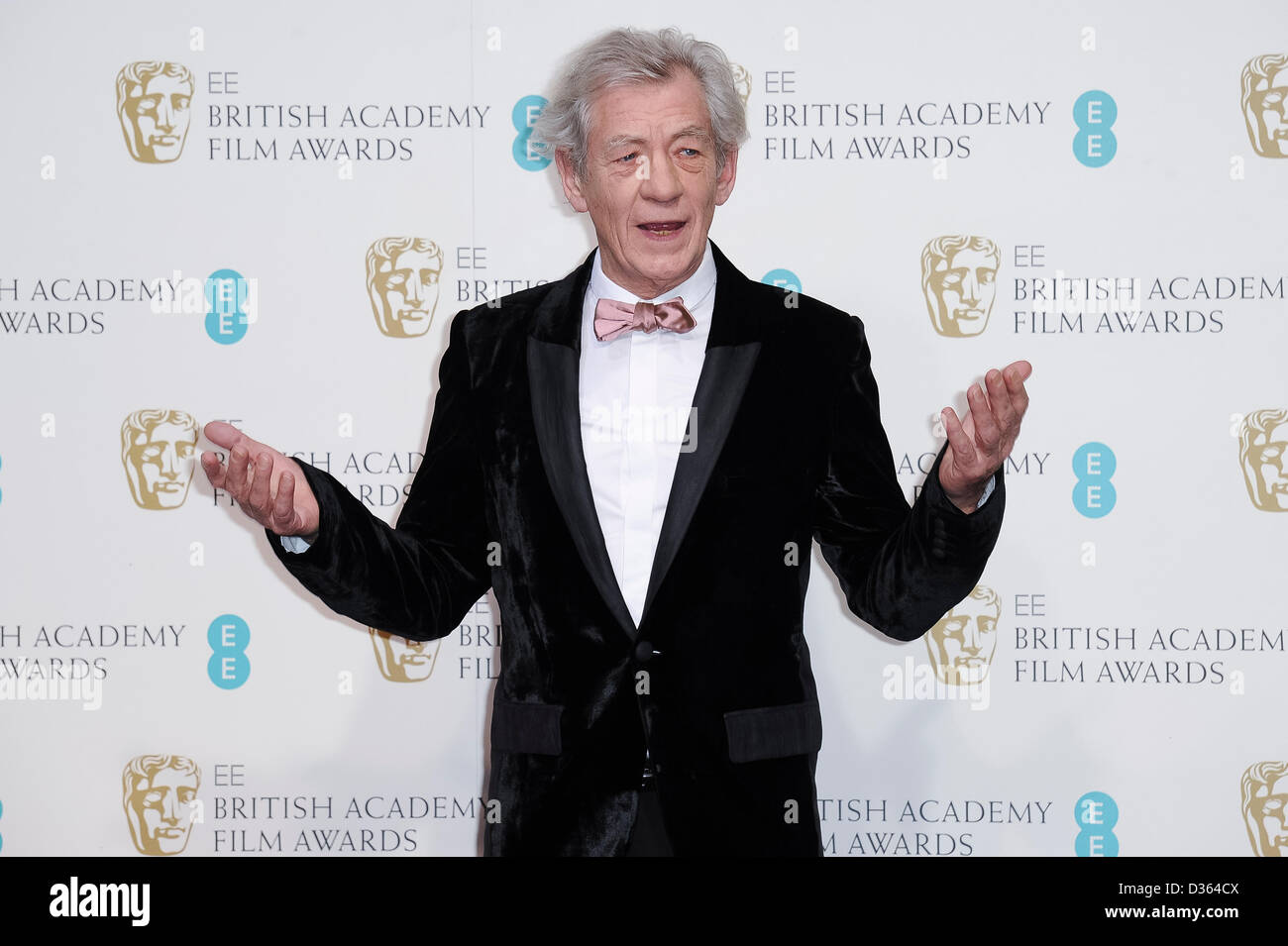 Londres, Royaume-Uni. Feb 10th, 2013. Ian McKellen pose dans la salle de presse à l'EE British Academy Film Awards au Royal Opera House le 10 février 2013 à Londres, Angleterre : Londres Crédit Entertainment/Alamy Live News Banque D'Images