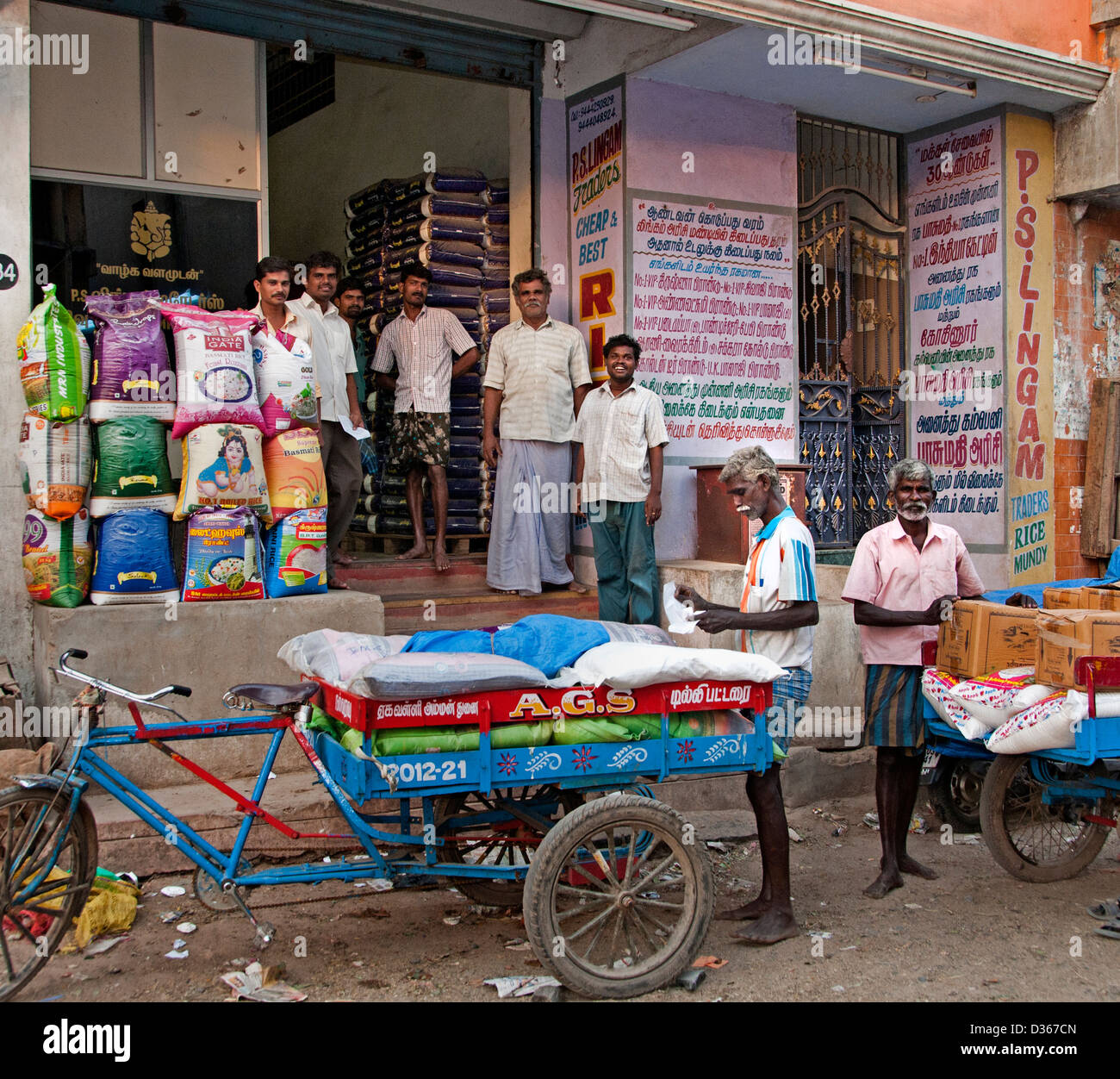 Bazar du vieux marché du centre de Chennai (Madras) en Inde Tamil Nadu Banque D'Images