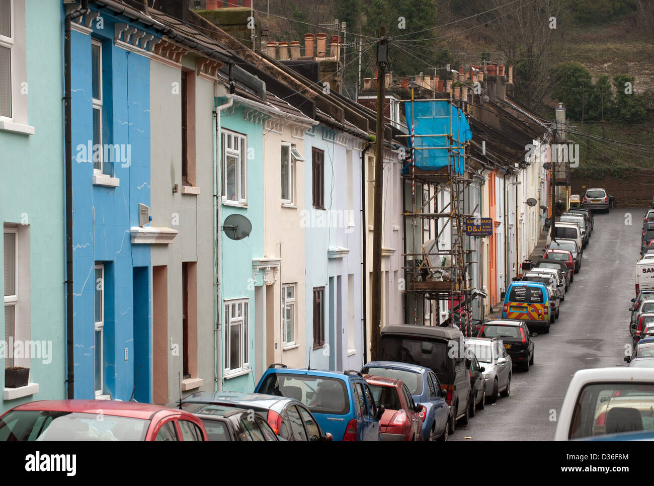 Logement en terrasses dans la rue Hendon partie de la région connue sous le nom de boulangers bas à Brighton UK Banque D'Images