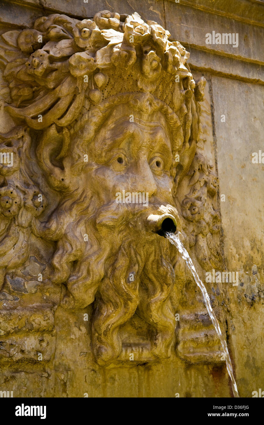 Détail de la fontaine de Charles V dans l'Alambra Palace, Grenade, Andalousie, Espagne Banque D'Images
