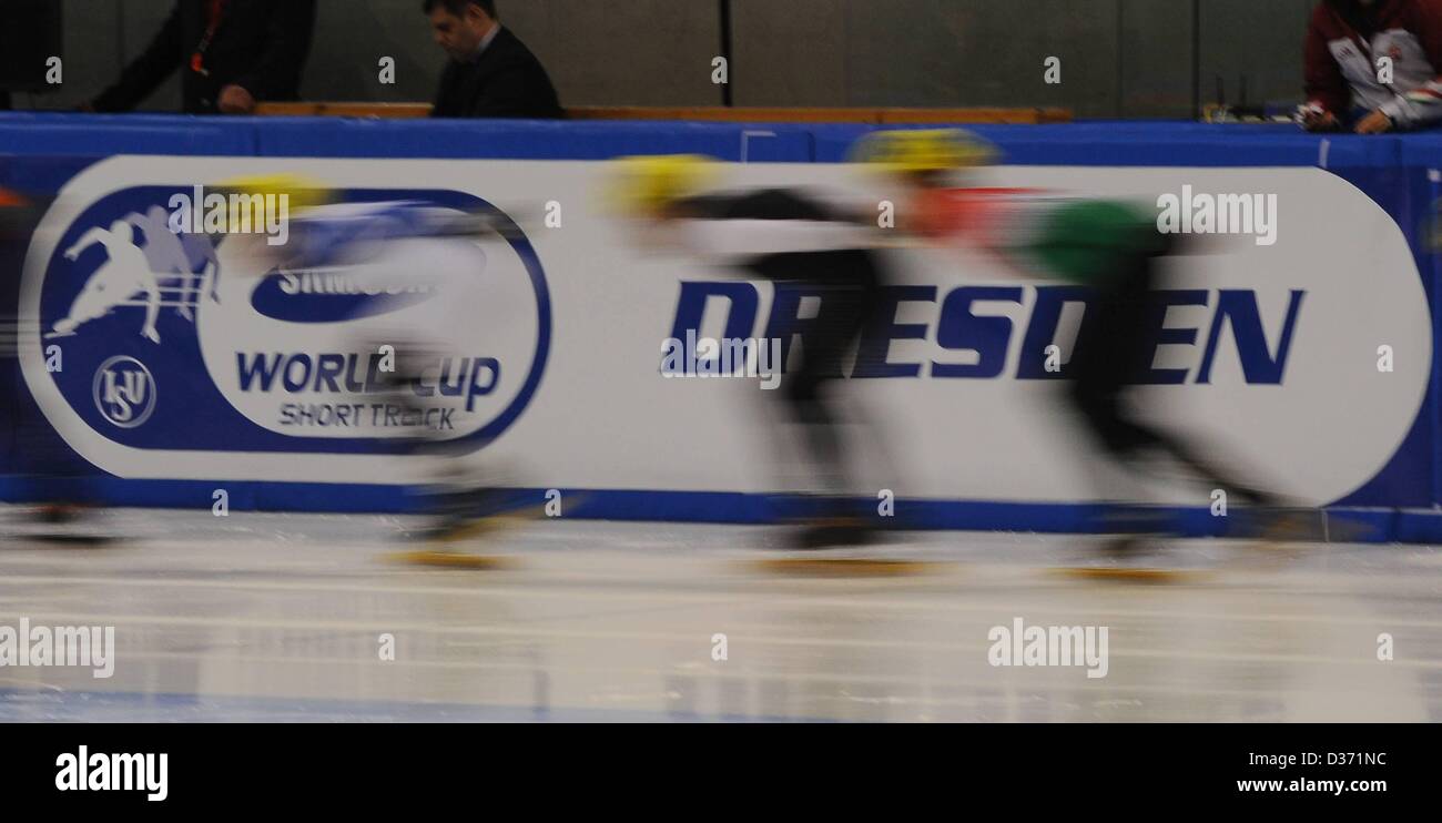 10.02.2013. Dresde, Allemagne. La finale du 1500 m pour les femmes Samsung courte piste ISU World Cup World Cup à Dresde patinoire energy group dans l'Aréna premiumd'Übigau Banque D'Images