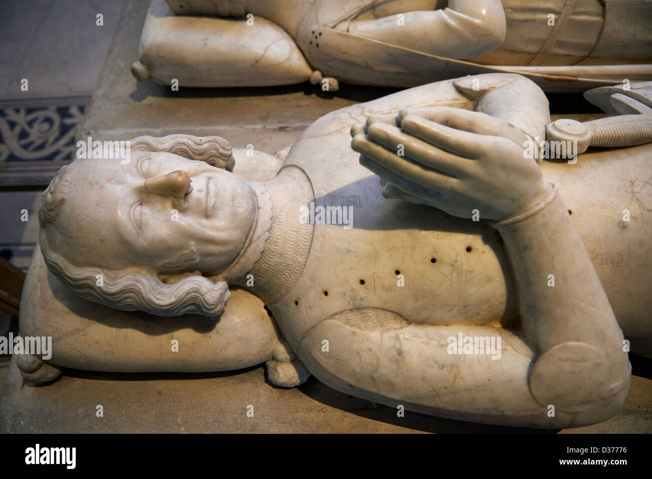 Tombeau de Charles comte d'Alençon (1297 - 1346) fils de Charles 1er de France , Basilique Cathédrale de Saint Denis, Paris France Banque D'Images