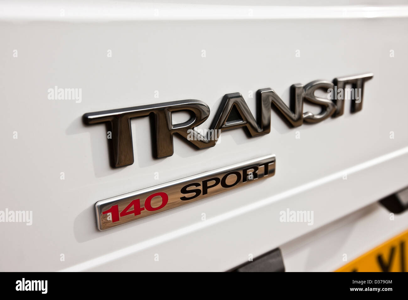 Ford Transit Sport Van blanc insigne logo, Winchester, Royaume-Uni, 2010 03 Banque D'Images