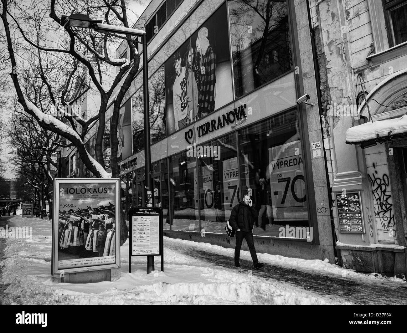 Théâtre de l'holocauste sur winter street à Bratislava Banque D'Images
