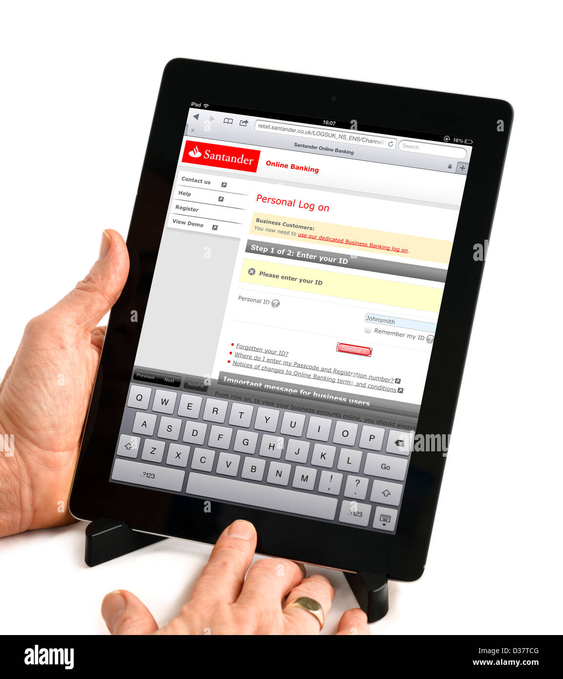 Services bancaires en ligne Santander sur une 4ème génération d'Apple iPad tablet computer Banque D'Images