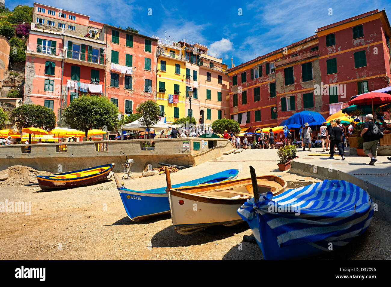Photo du port de pêche de Manarola, Parc National des Cinque Terre, ligurie, italie Banque D'Images