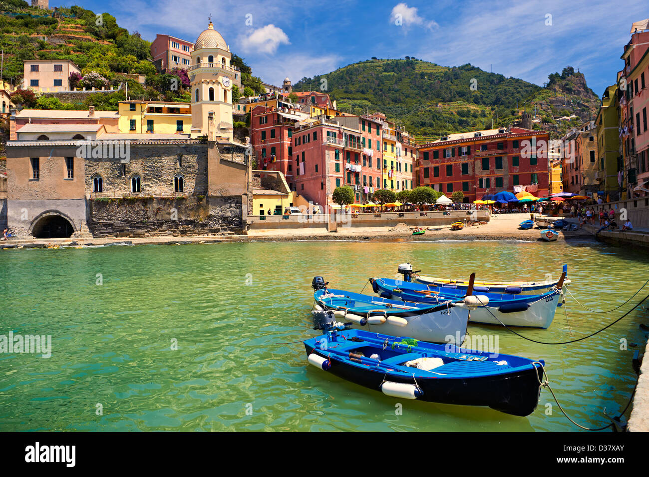 Photo du port de pêche de Manarola, Parc National des Cinque Terre, ligurie, italie Banque D'Images