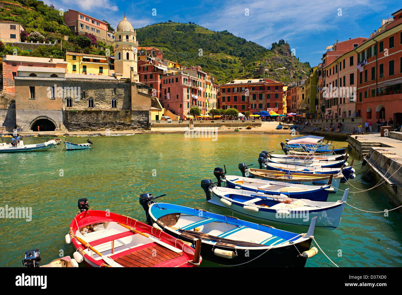Photo du port de pêche de Manarola, Parc National des Cinque Terre, ligurie, italie Banque D'Images