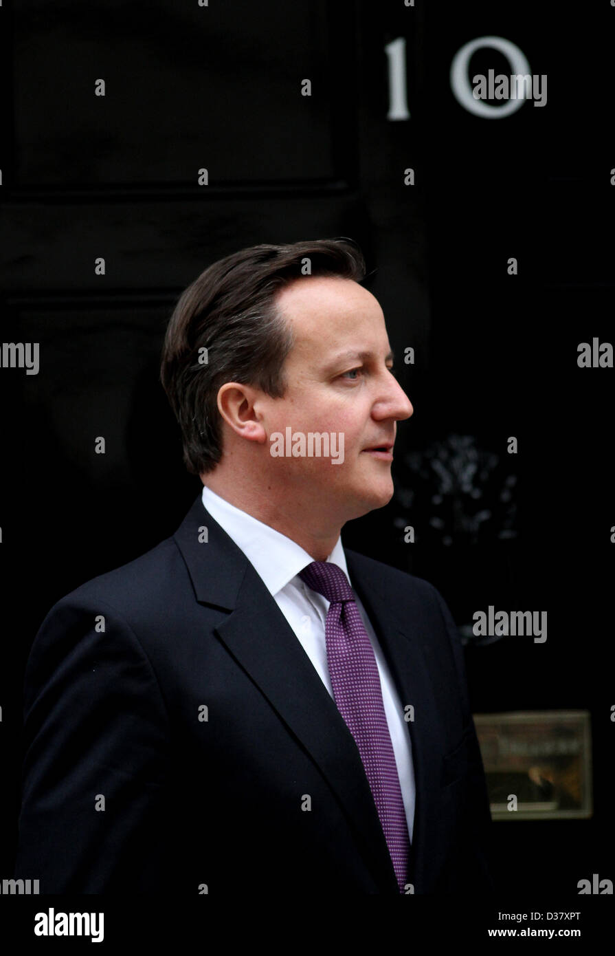 Le premier ministre britannique David Cameron 12 février 2013 Downing Street LONDON ENGLAND UK Banque D'Images